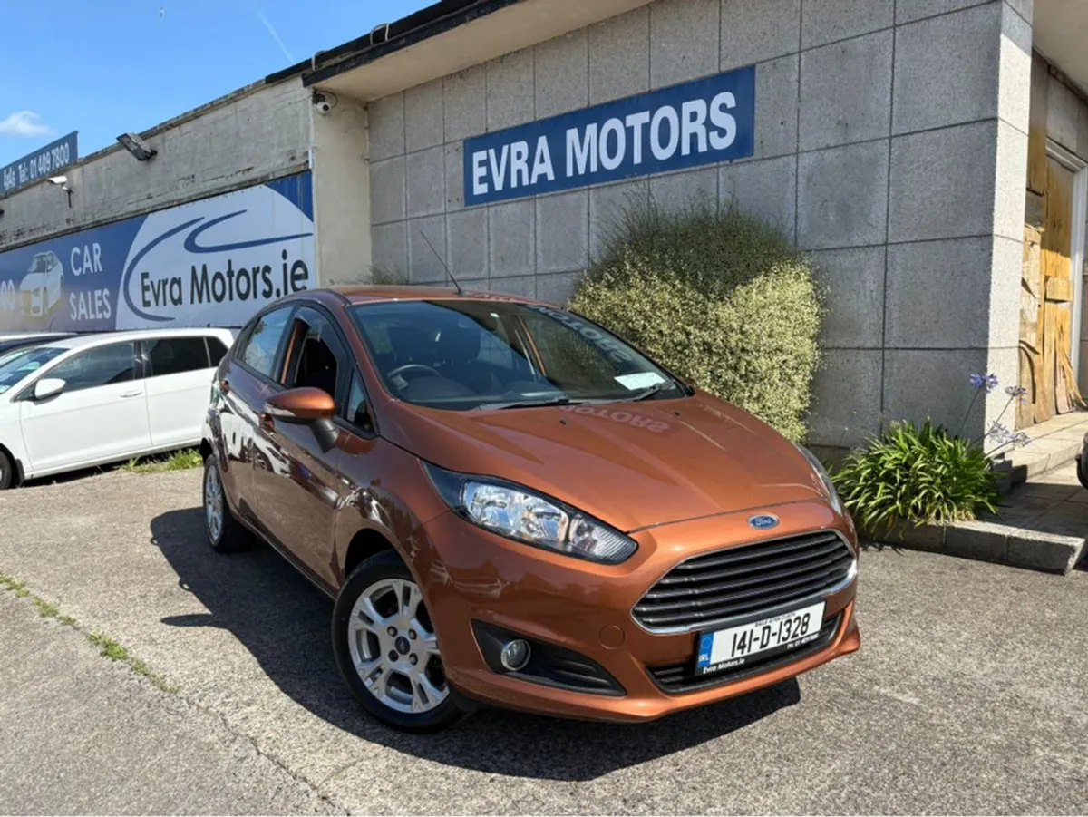 Ford Fiesta Zetec 1.0 Petrol //low Miles// - Image 1