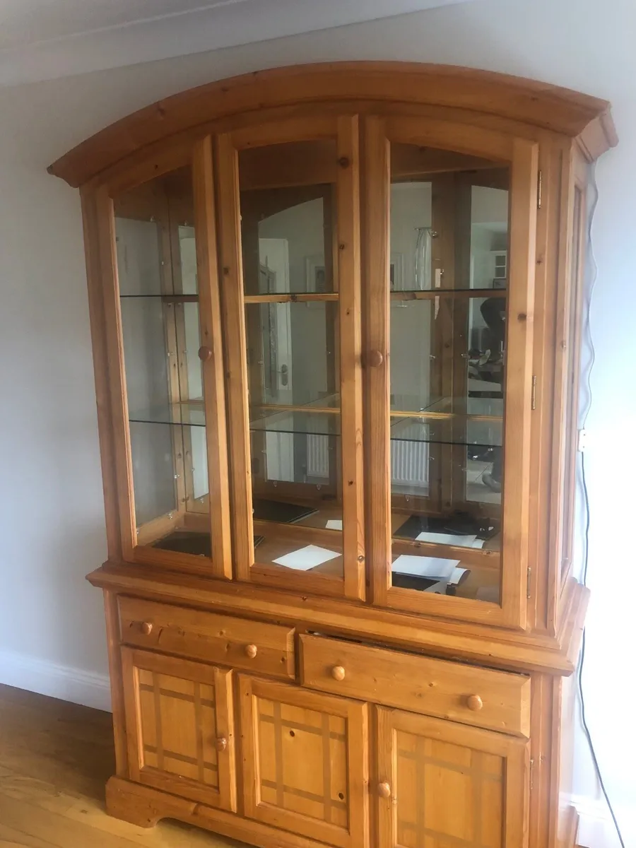 Cabinet - Image 2
