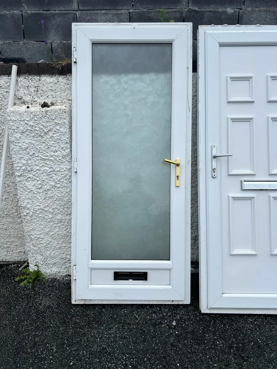 Pvc front door - Image 1