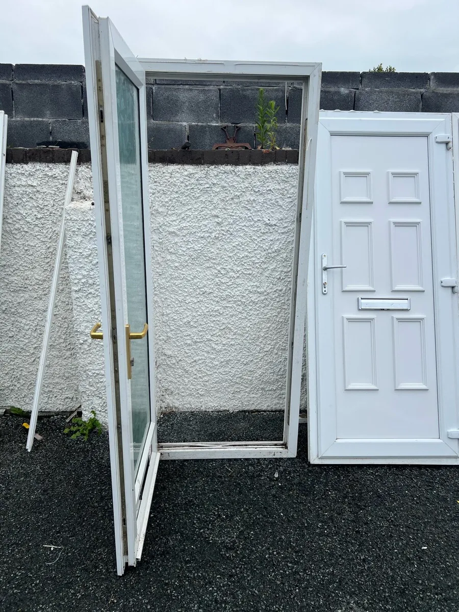 Pvc front door - Image 3