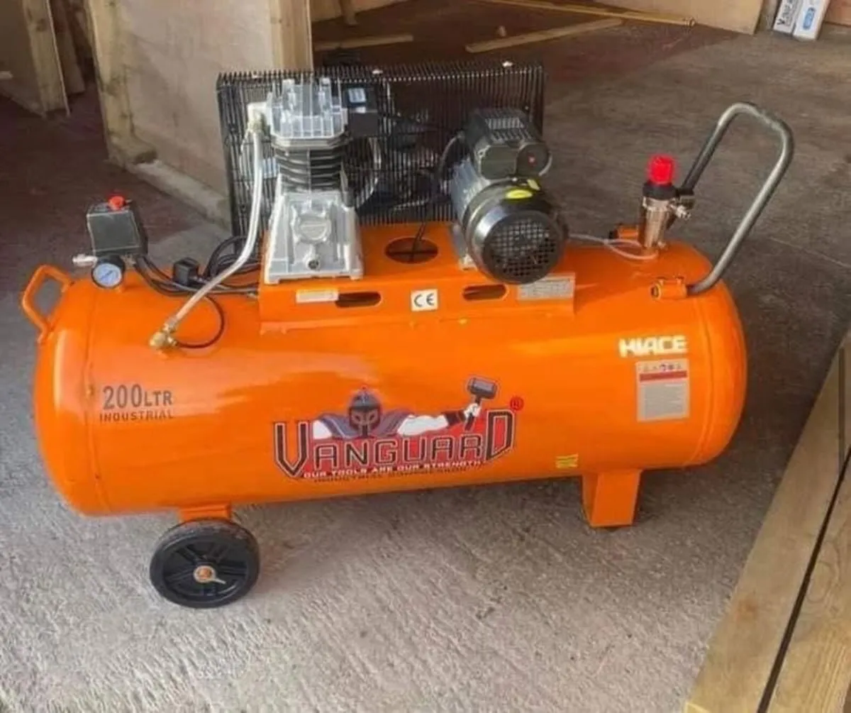New 200Ltr air compressors free delivery - Image 3