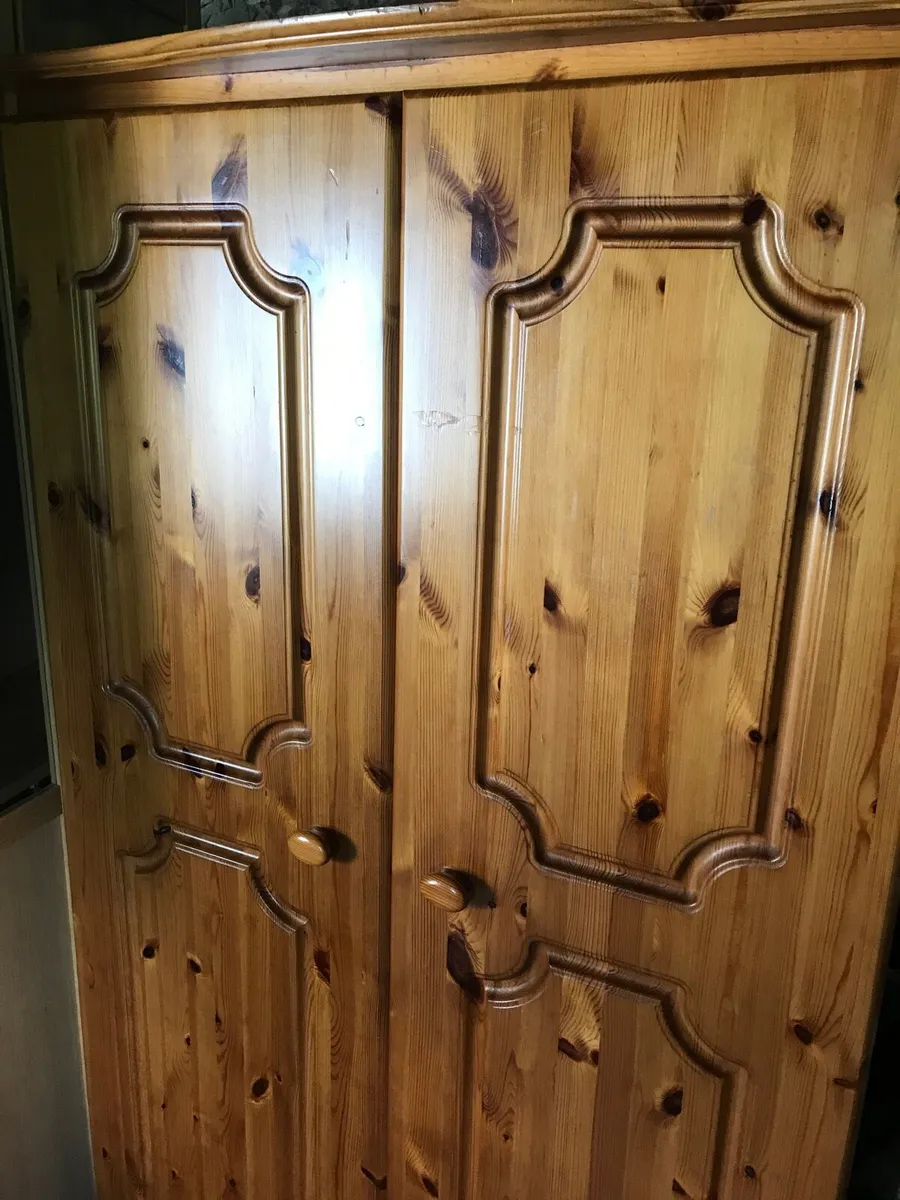 Solid Pine double wardrobe - Image 2