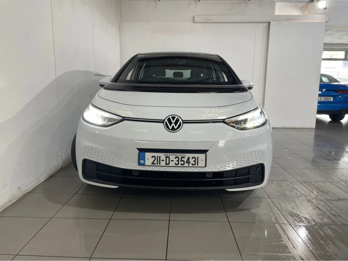 Volkswagen ID.3 PRO 204HP Life 58kwh 5DR Auto Ful - Image 2