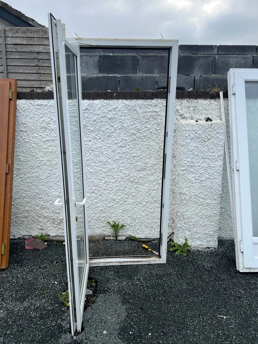 Pvc, Back door - Image 3