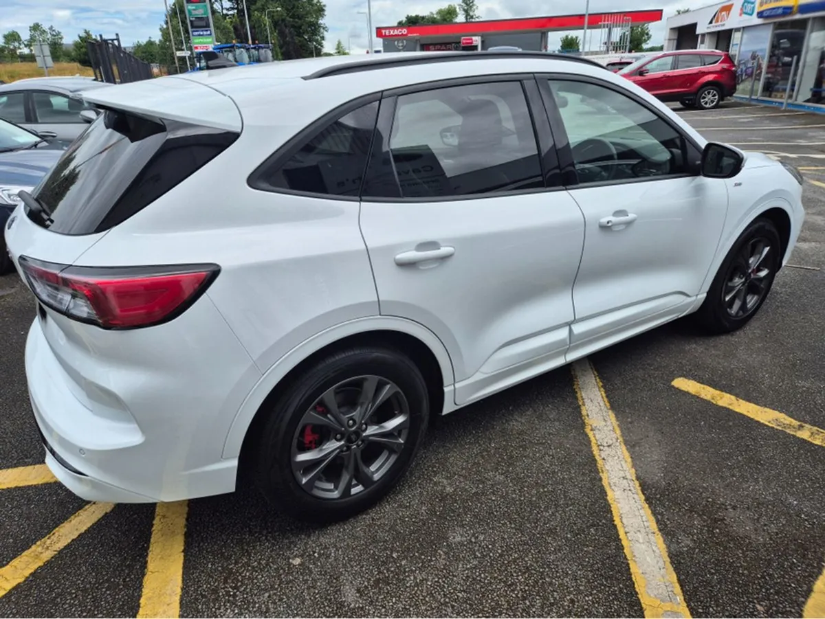 Ford Kuga St-line X 5DR 1.5 TD 120 S6. S6.2 M6 - Image 4