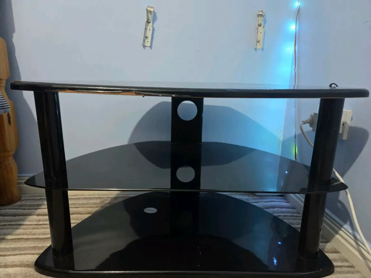 Black tv stand - Image 2