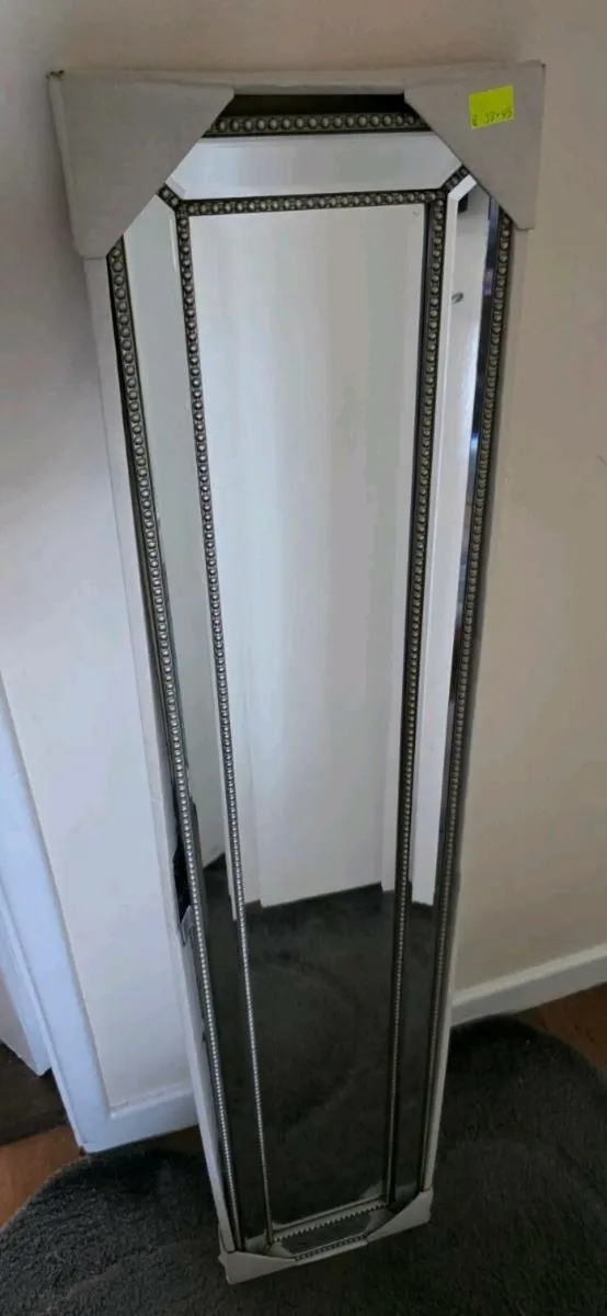 Mirror - Image 1