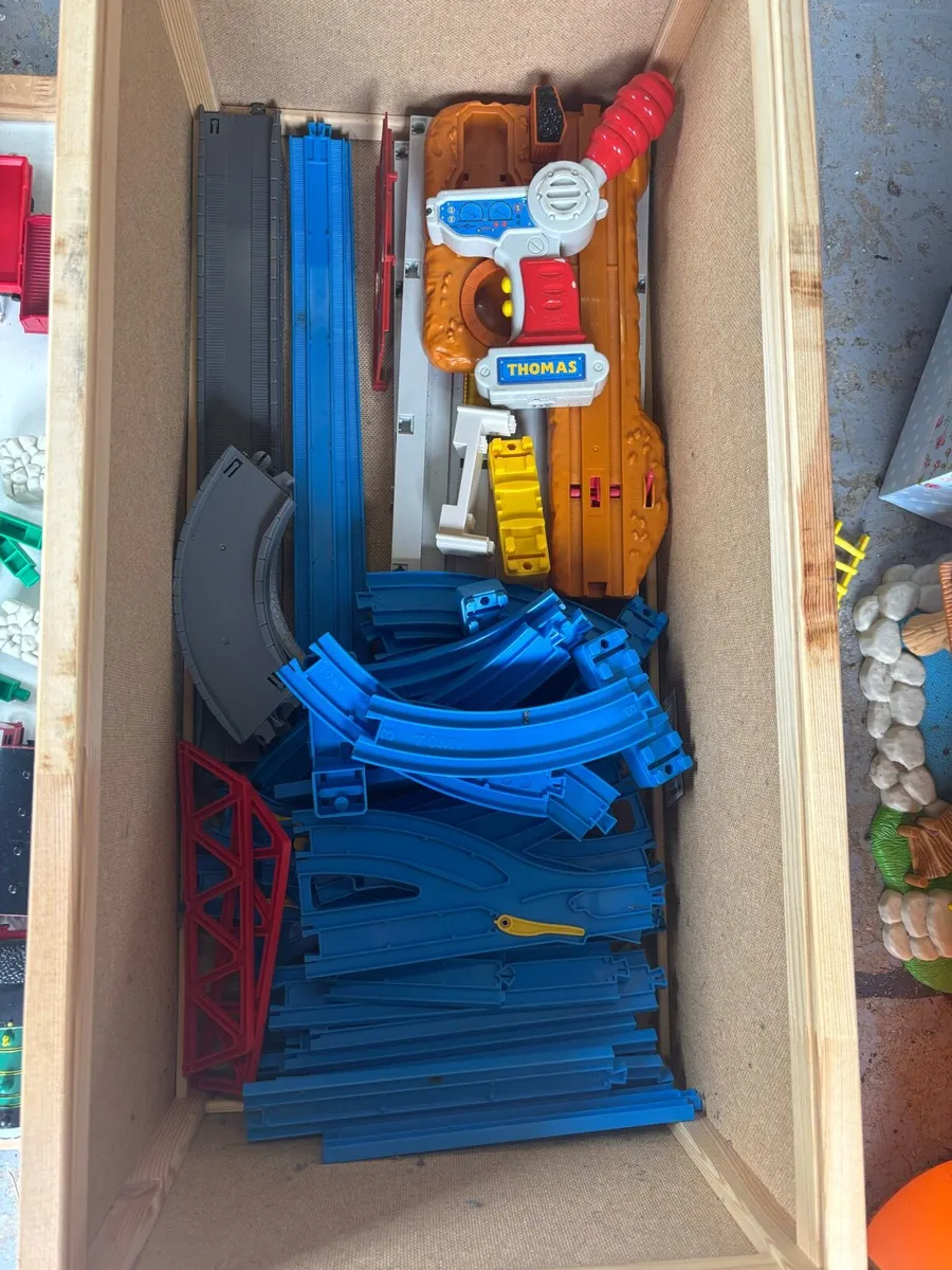 Thomas The Tank Engines and Track - Image 2