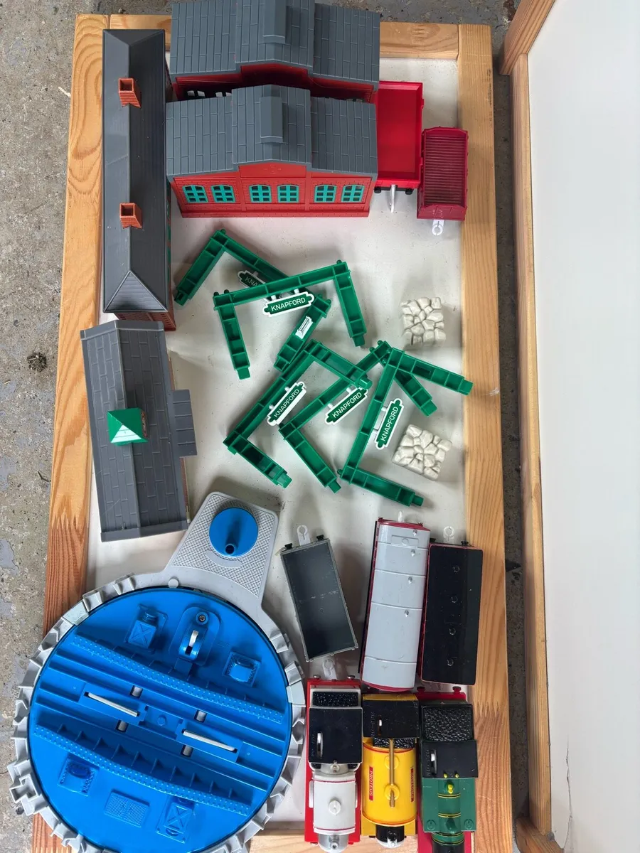 Thomas The Tank Engines and Track - Image 3