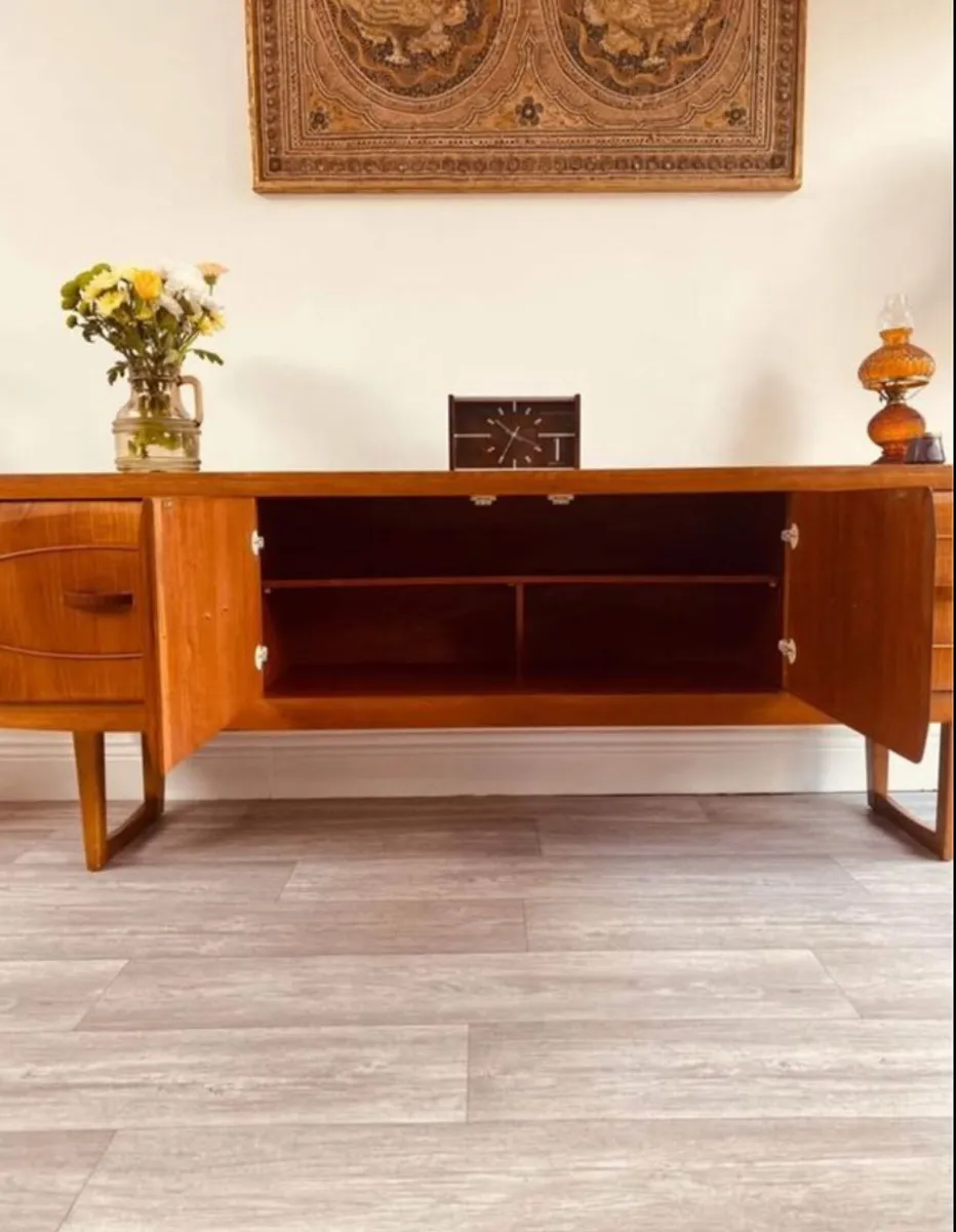 Mid Century Sideboard Drinks Cabinet - Image 3