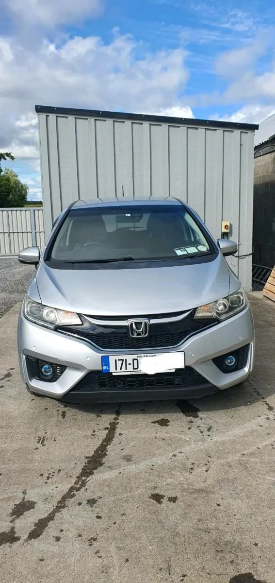 171 HONDA FIT HYBRID - Image 2