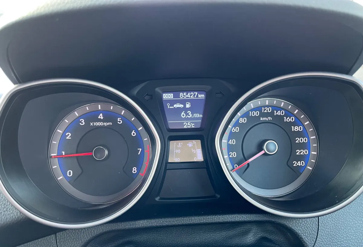 Hyundai i30 2017 - Image 4
