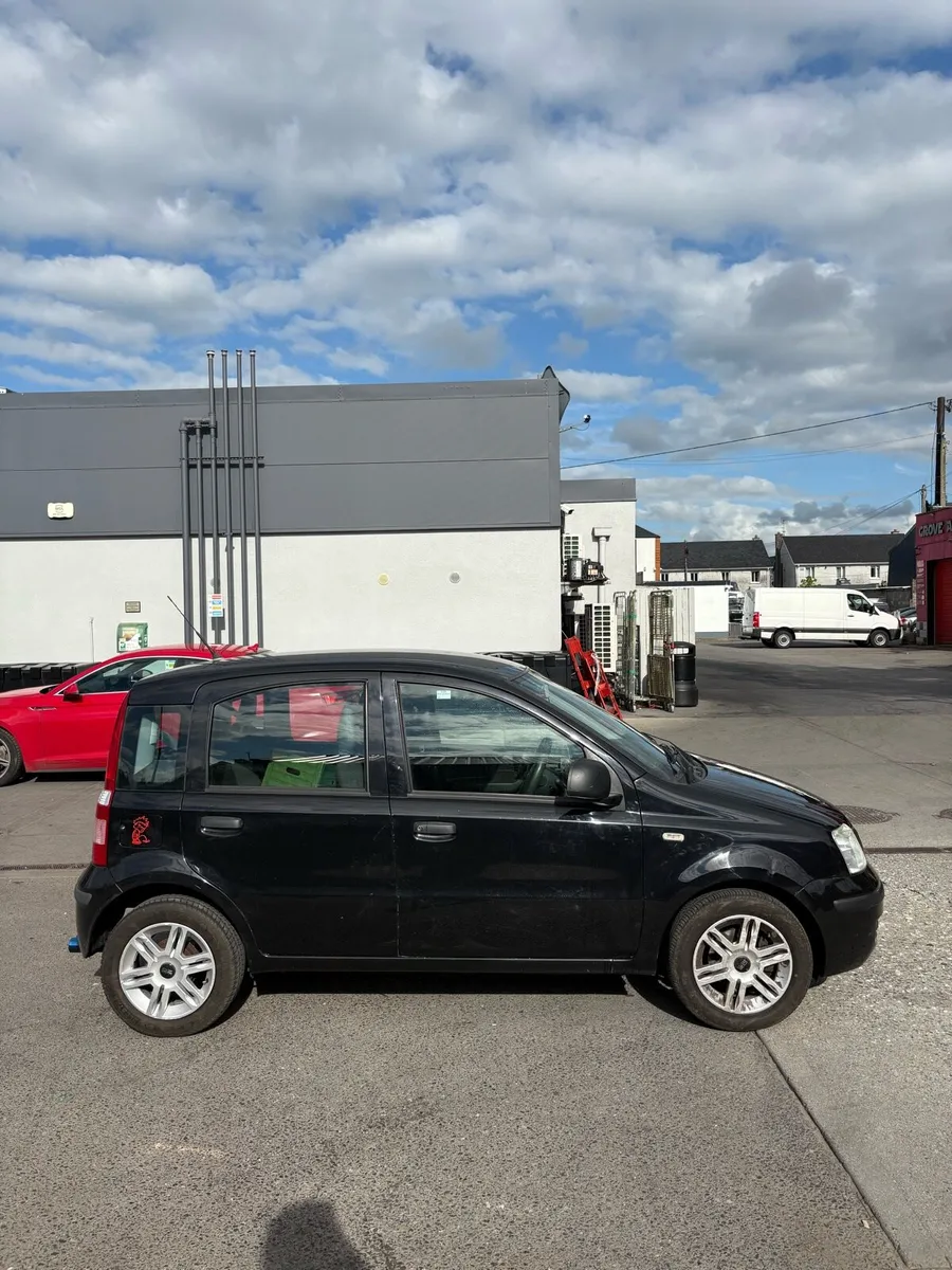 Fiat panda 2010 - Image 2