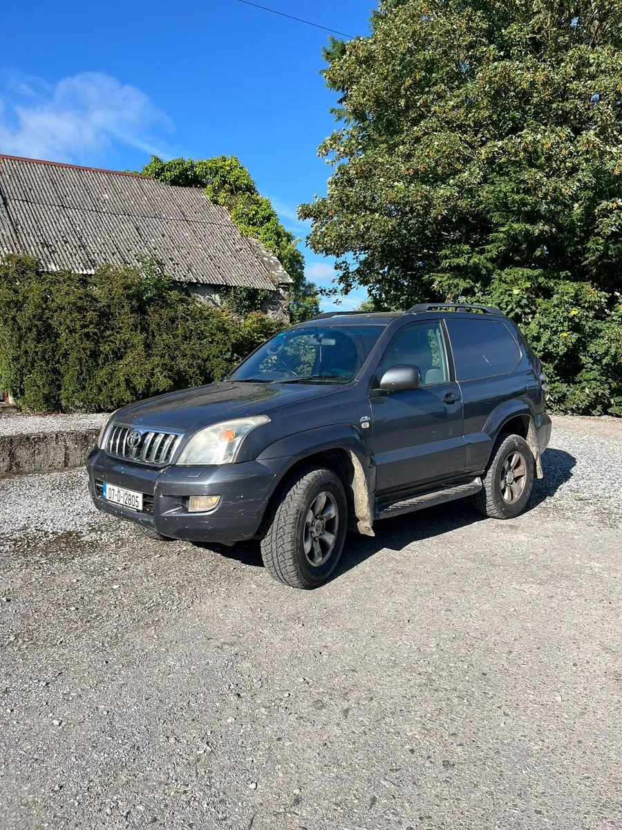 Land cruiser - Image 1