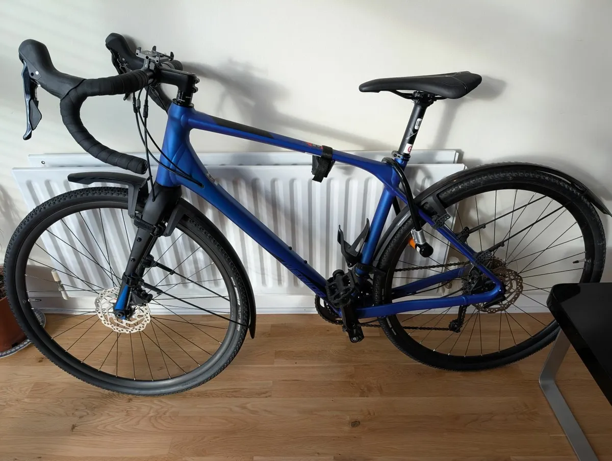 Merida Silex 400 Gravel Bike - Image 1