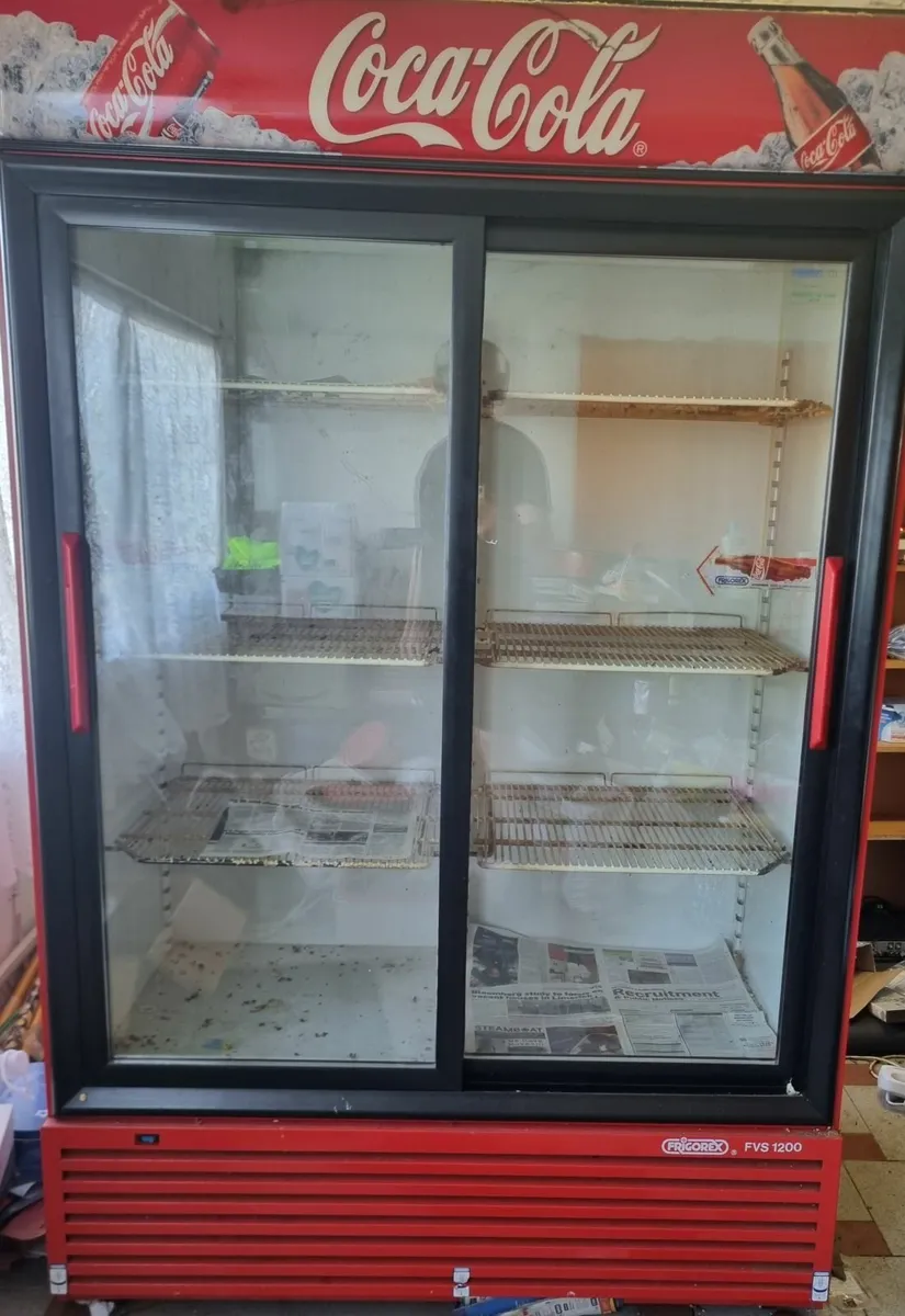 Refrigerator - Image 3