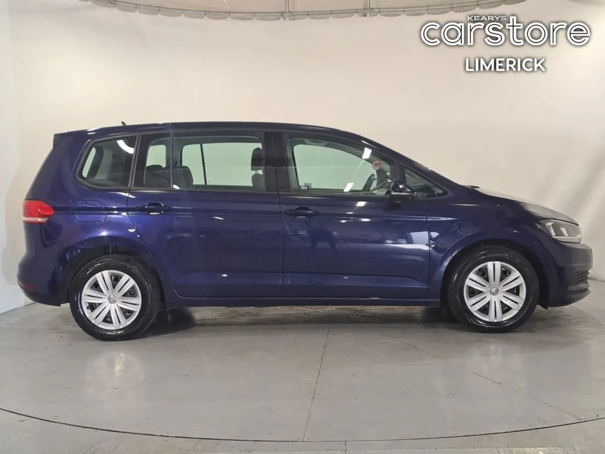 Volkswagen Touran 1.4 Tfsi Auto  7 Seats - Image 2