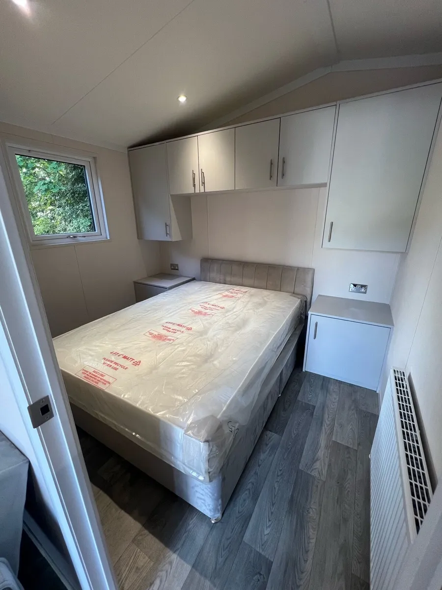 1 bed self contained 15 mins from newlands cross - Image 4