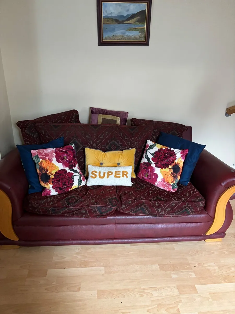 Couch - Image 2