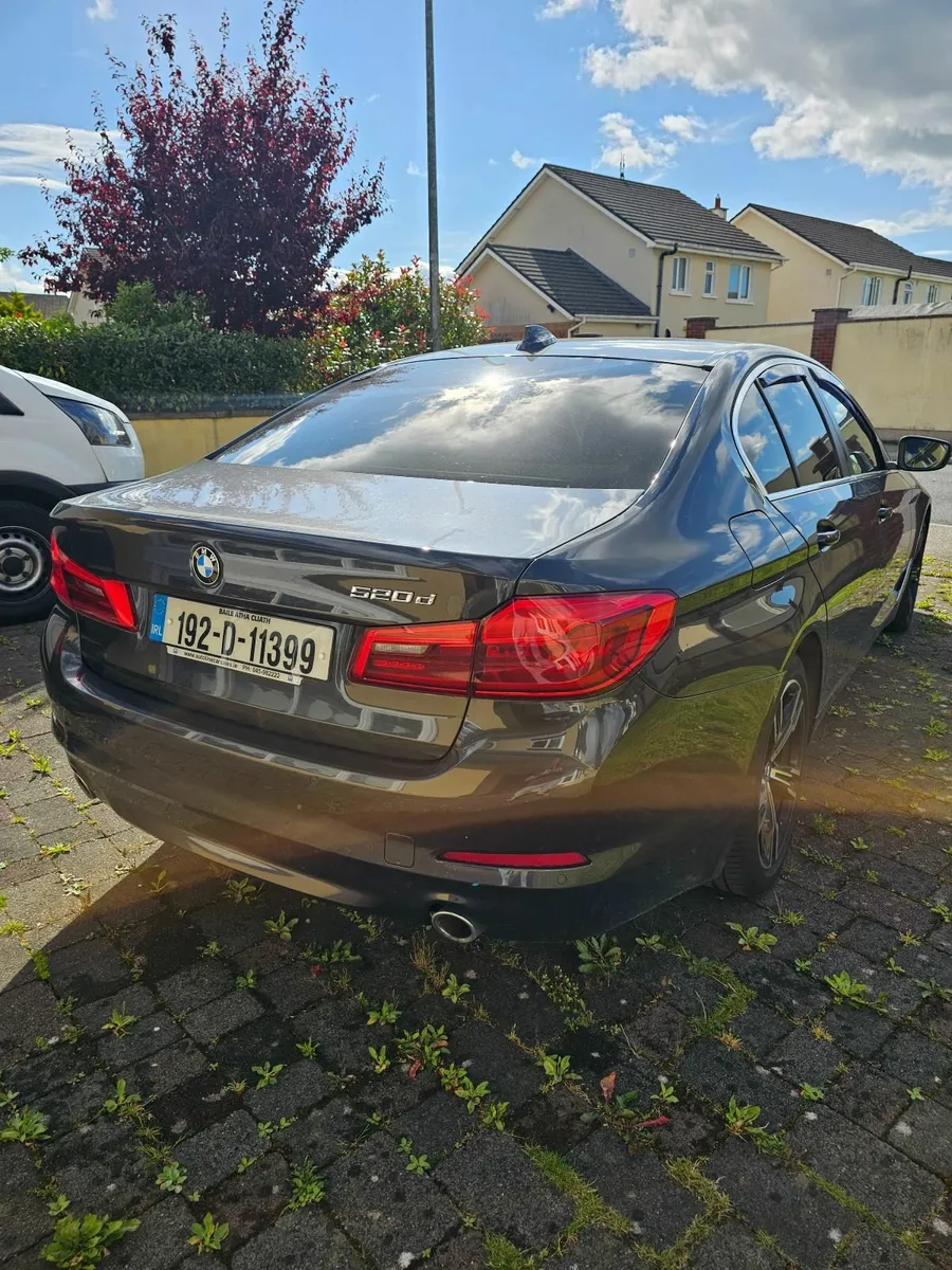 BMW 5-Series 2019 - Image 4