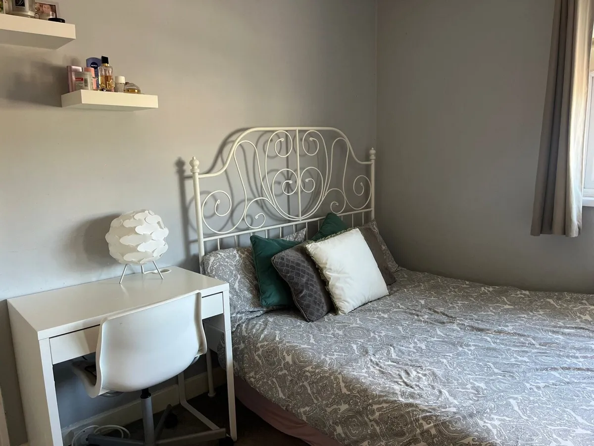 Bed - Image 4