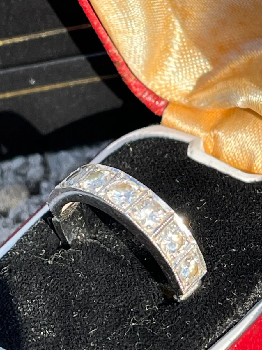 Gold Jewellery - Image 3