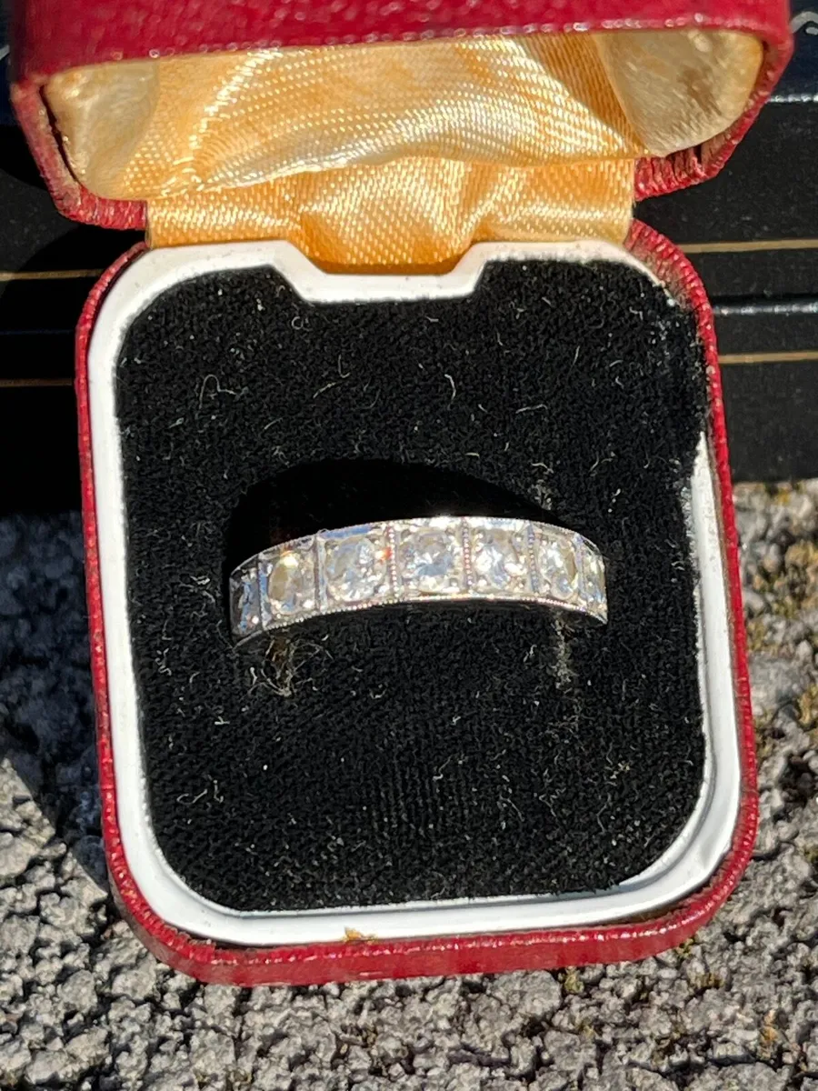 Gold Jewellery - Image 4