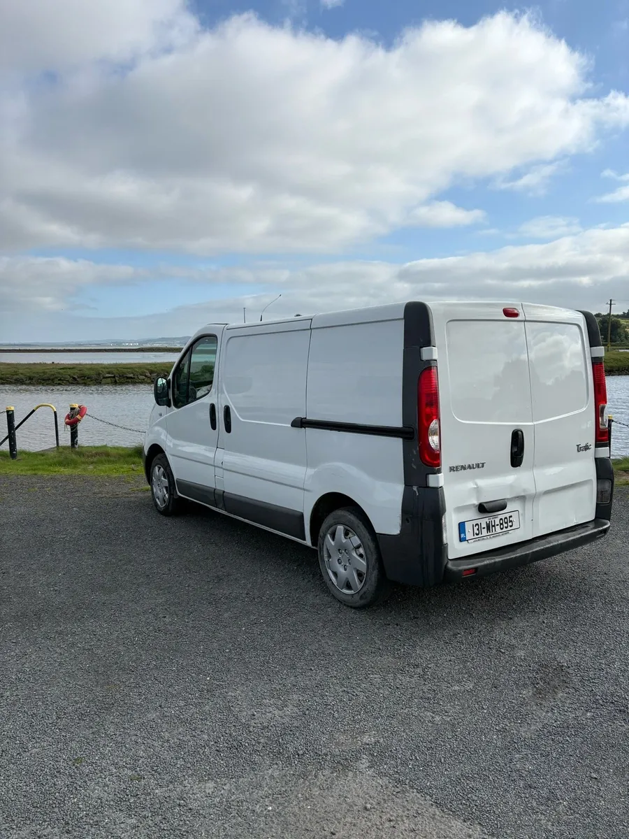 Renault traffic - Image 4