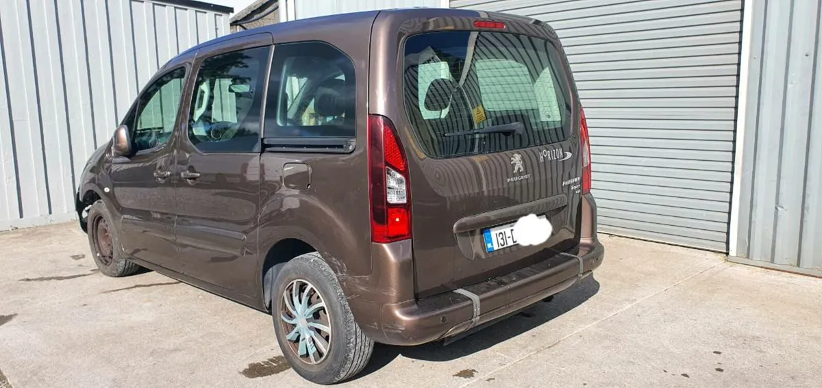131 PEUGEOT PARTNER TEPEE DIESEL - Image 4