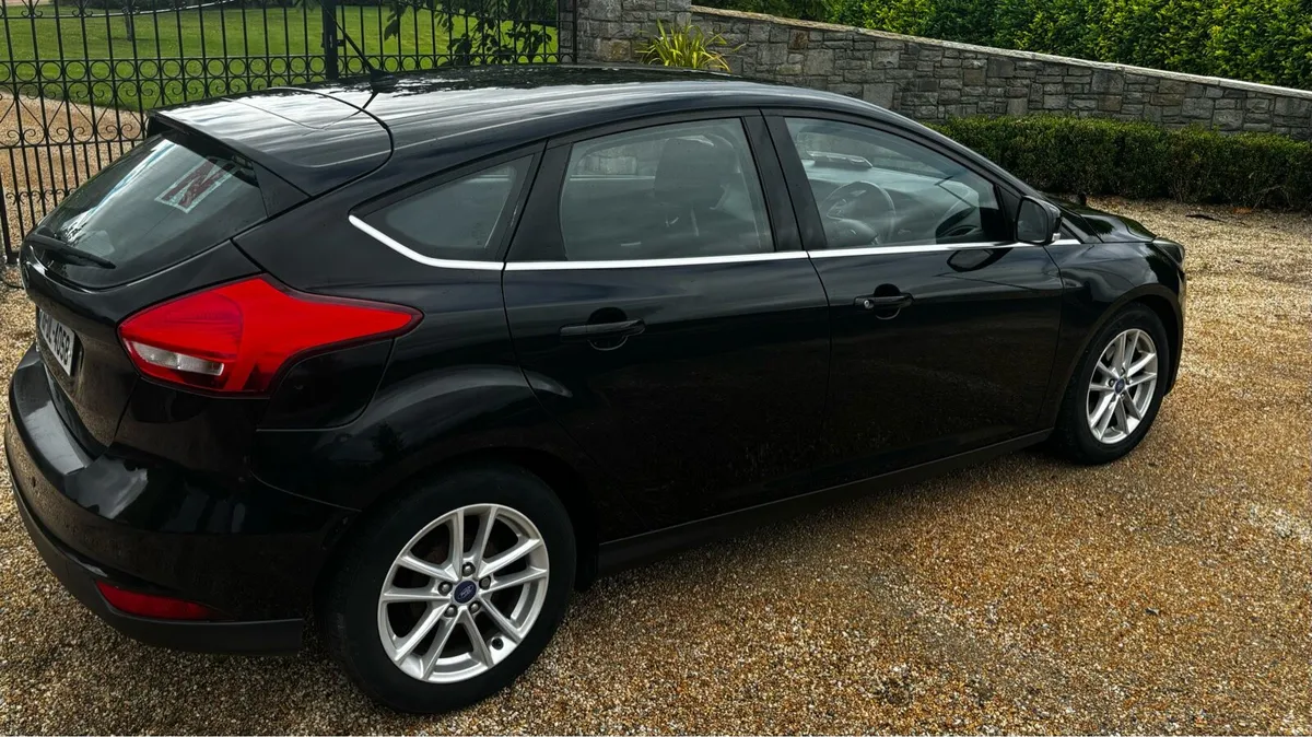 2016 Ford Focus Hatchback Nct March 26 Tax Jan 26 - Image 3