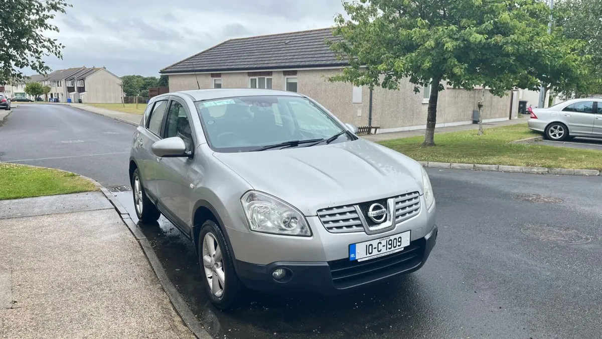 Nissan Qashqai 2010 - Image 1