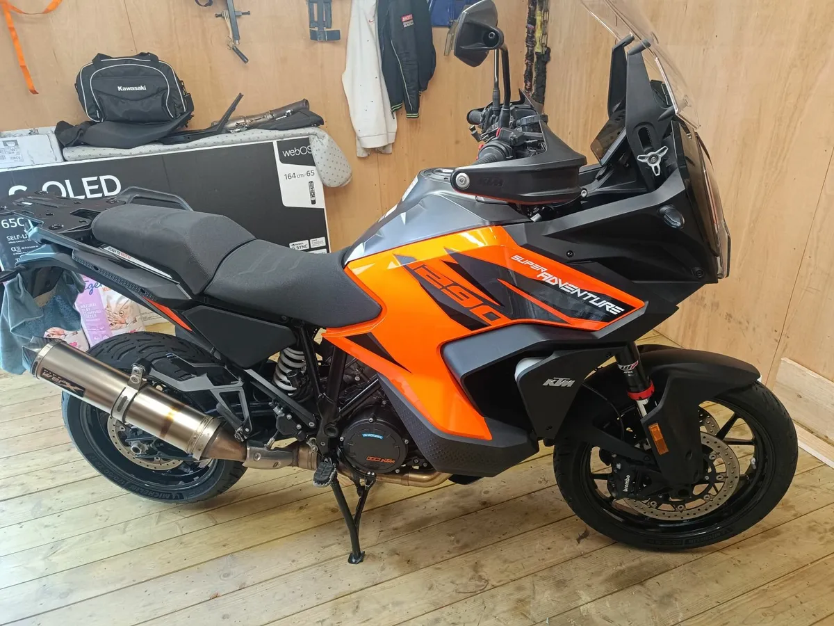 KTM 1290 super adventure s TECH PACK low mileage - Image 4