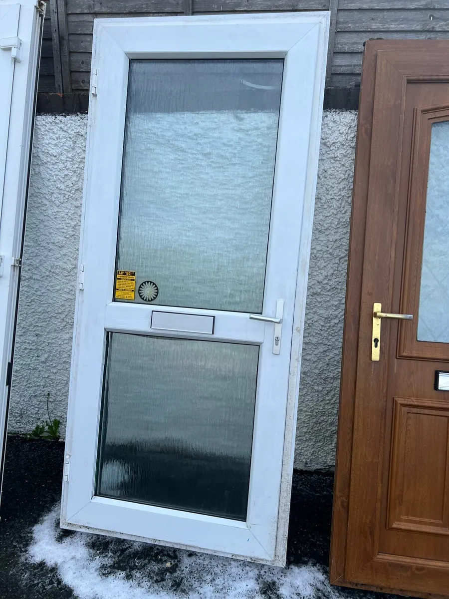 Pvc front door - Image 1