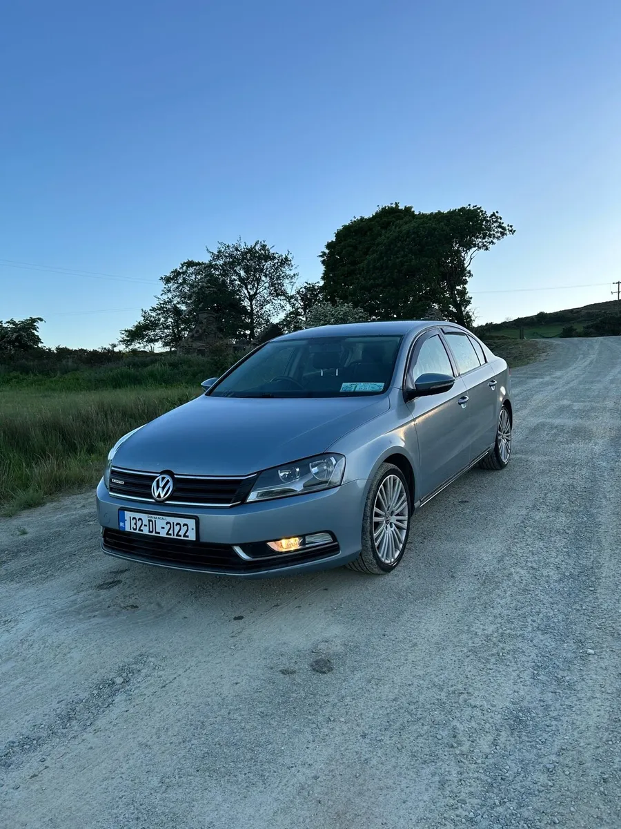 VW PASSAT - Image 1