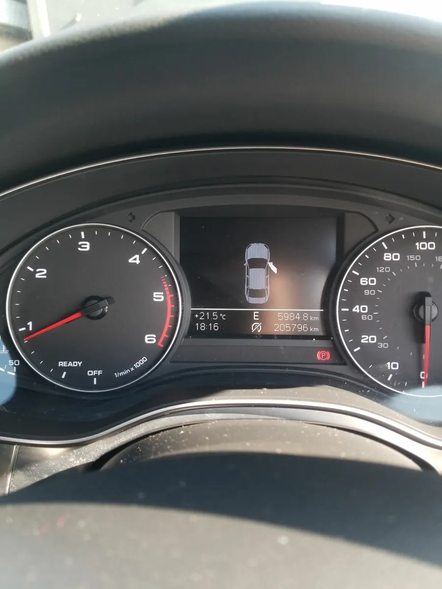 Audi A6 2015 - Image 1