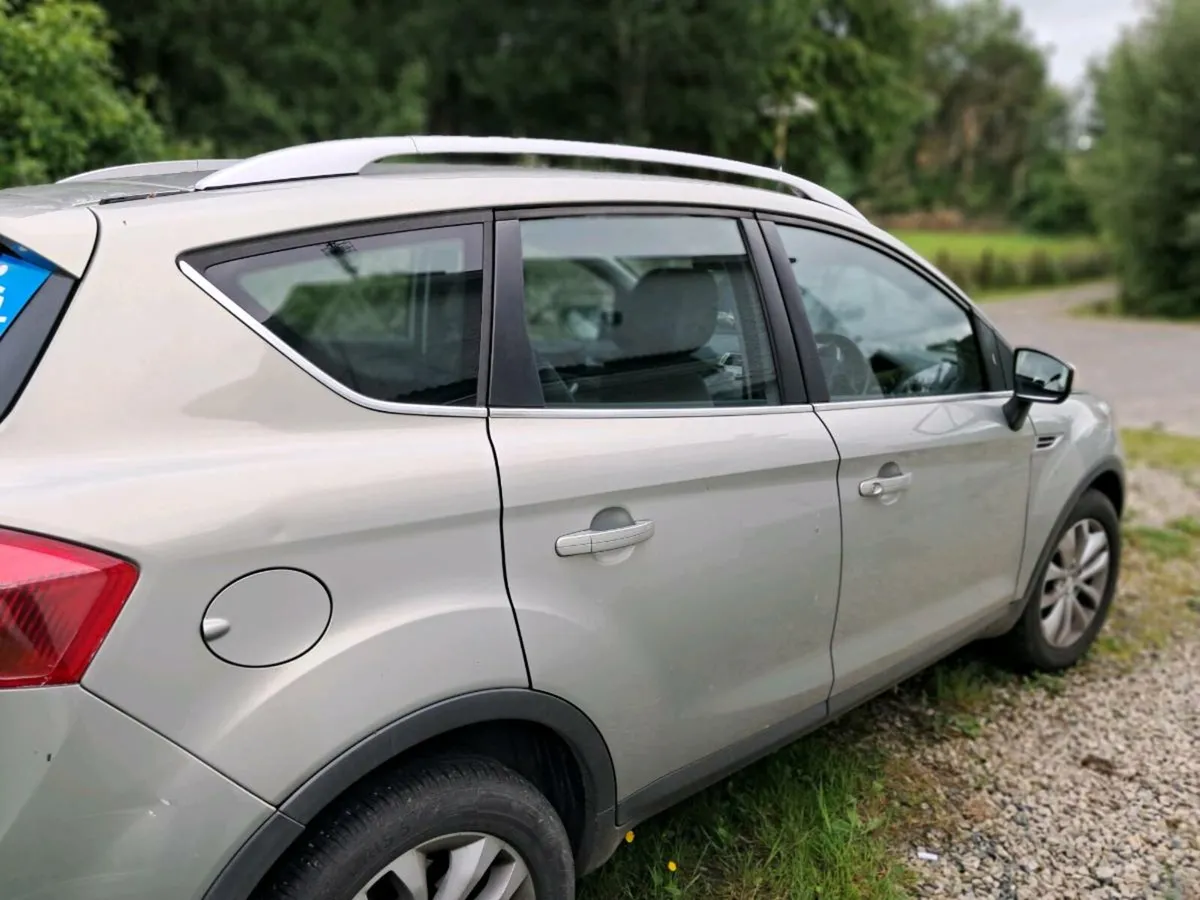 Ford kugar - Image 4