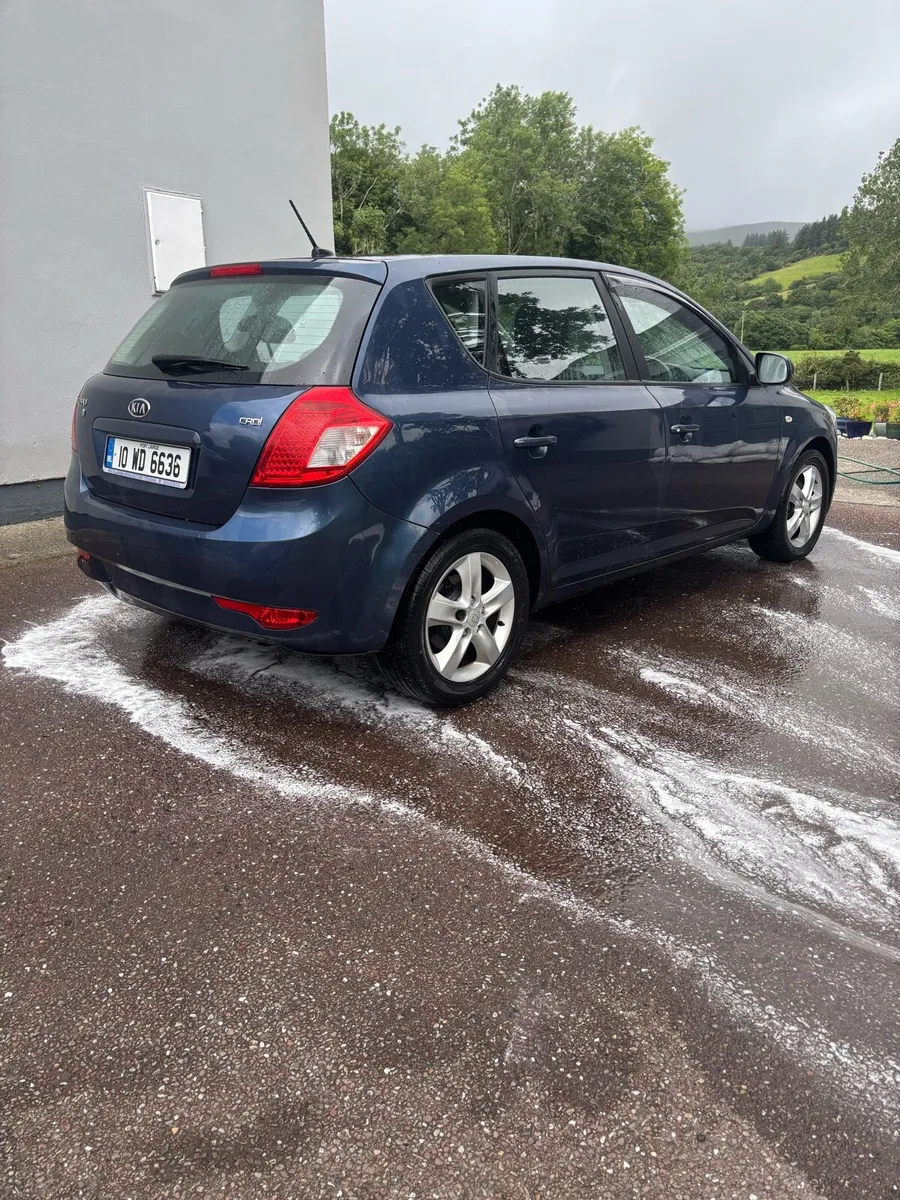 Kia Ceed - Image 2