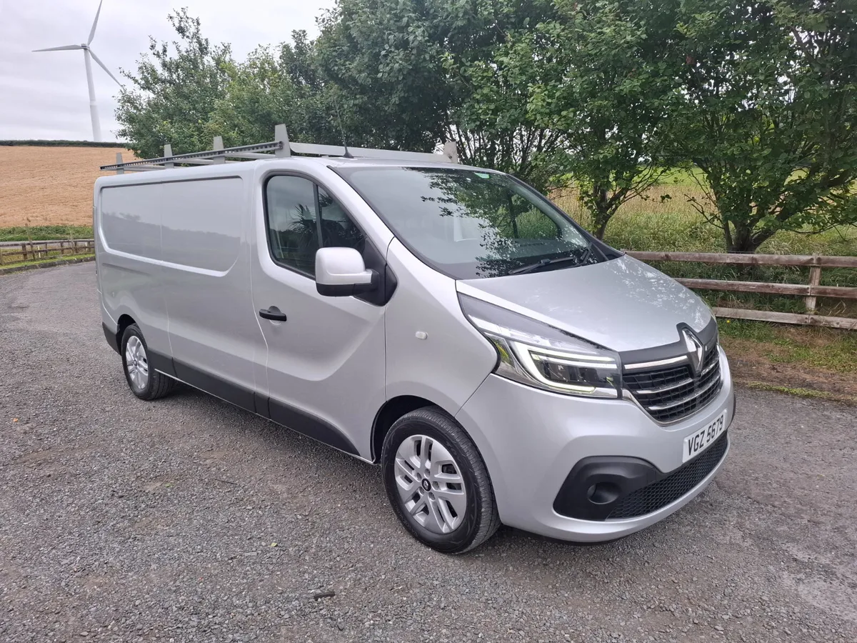 2021 Renault Trafic Sport lwb - Image 1