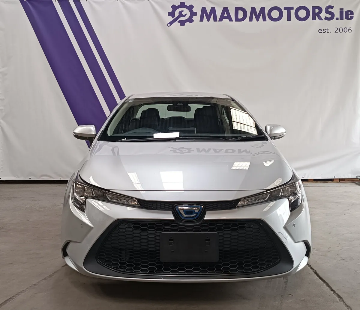 2020 Toyota Corolla 1.8 Petrol HYBRID 2Yr Warranty - Image 2