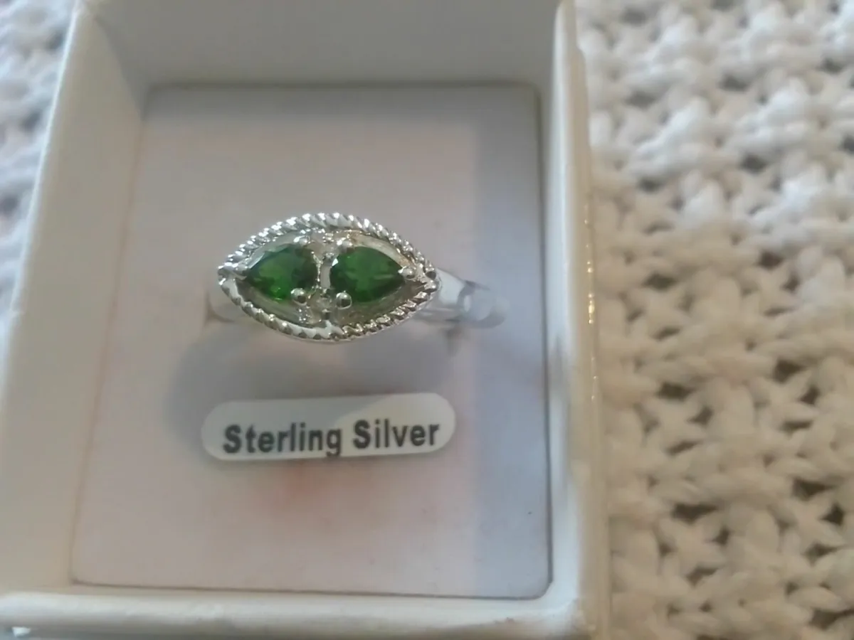 STERLING SILVER GREEN DIOPSIDE RING SIZE N NEW - Image 2