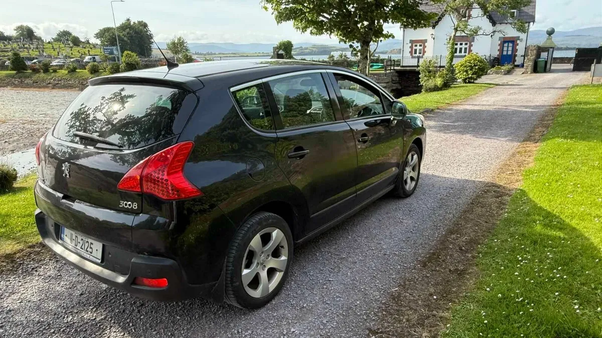 Peugeot 3008 2011 - Image 2