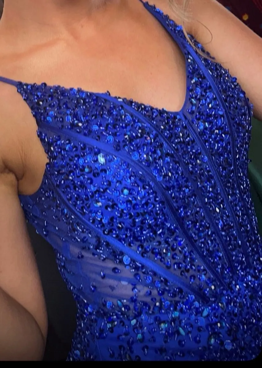 Debs dress - Image 2