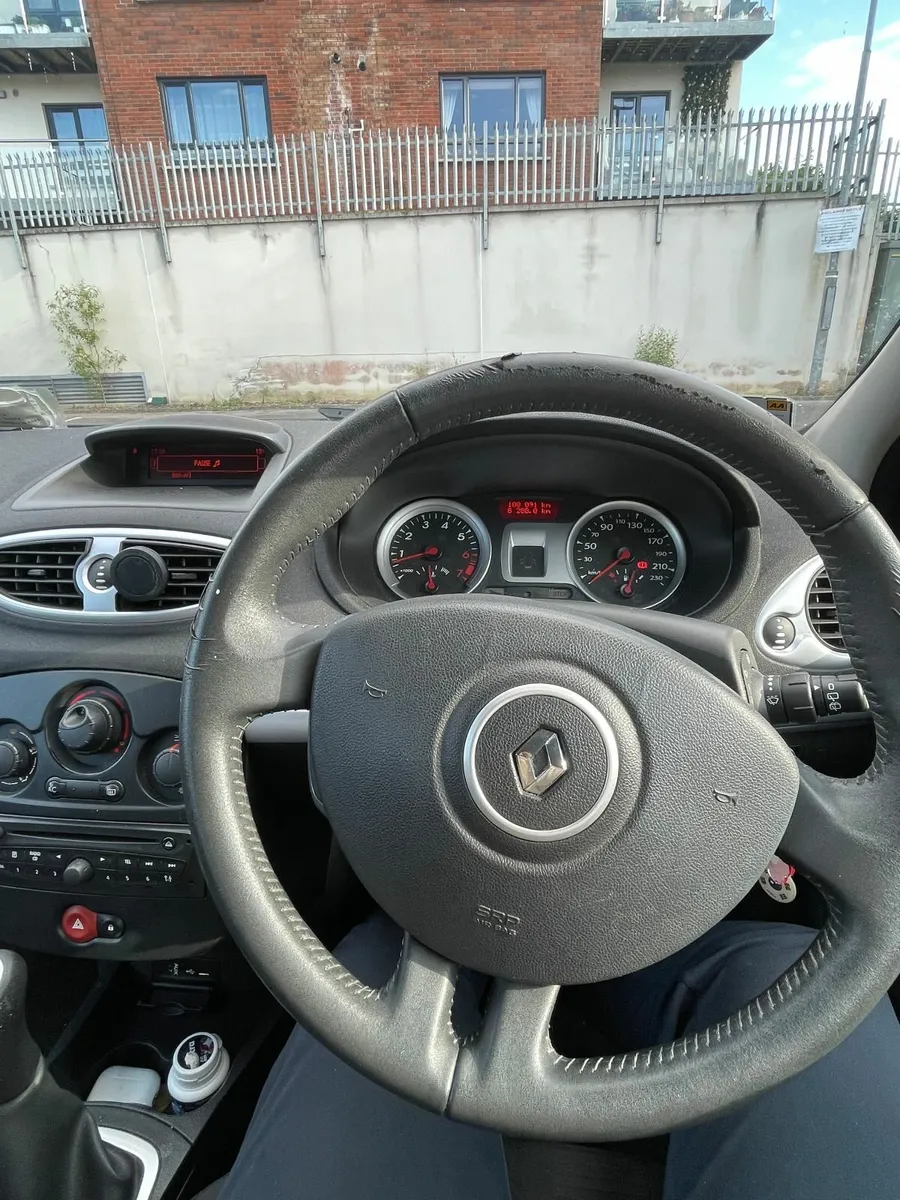 Renault Clio 2010 - Image 3