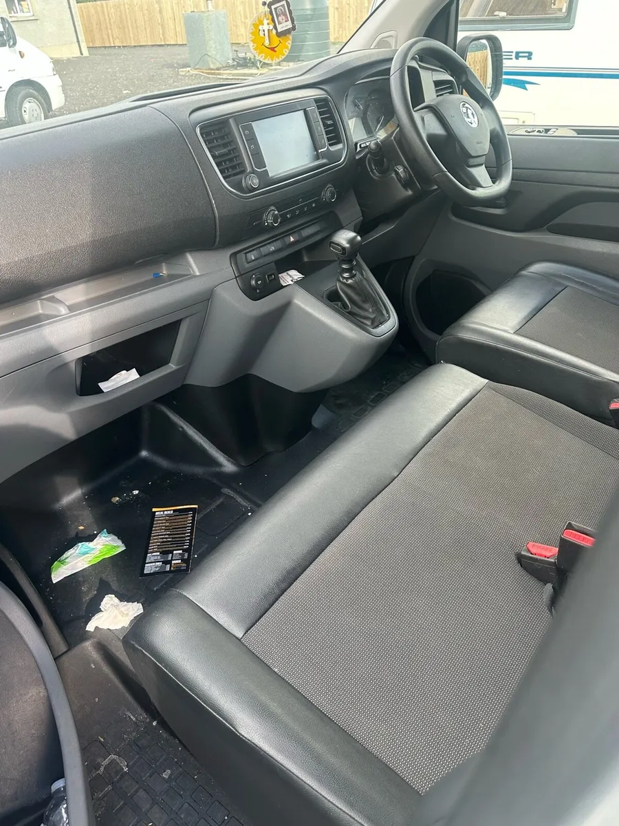 2019 Vauxhall vivaro for breaking 1.5 - Image 4