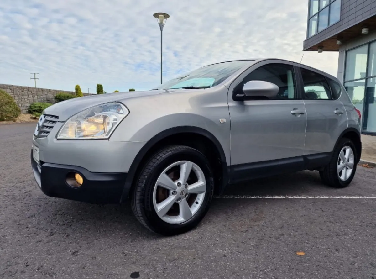 Nissan Qashqai 2010 - Image 1