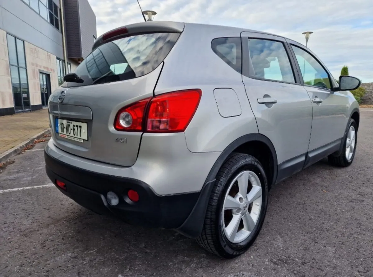 Nissan Qashqai 2010 - Image 2