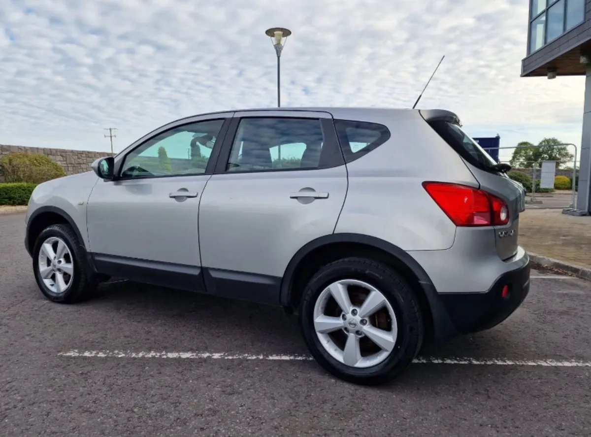 Nissan Qashqai 2010 - Image 3