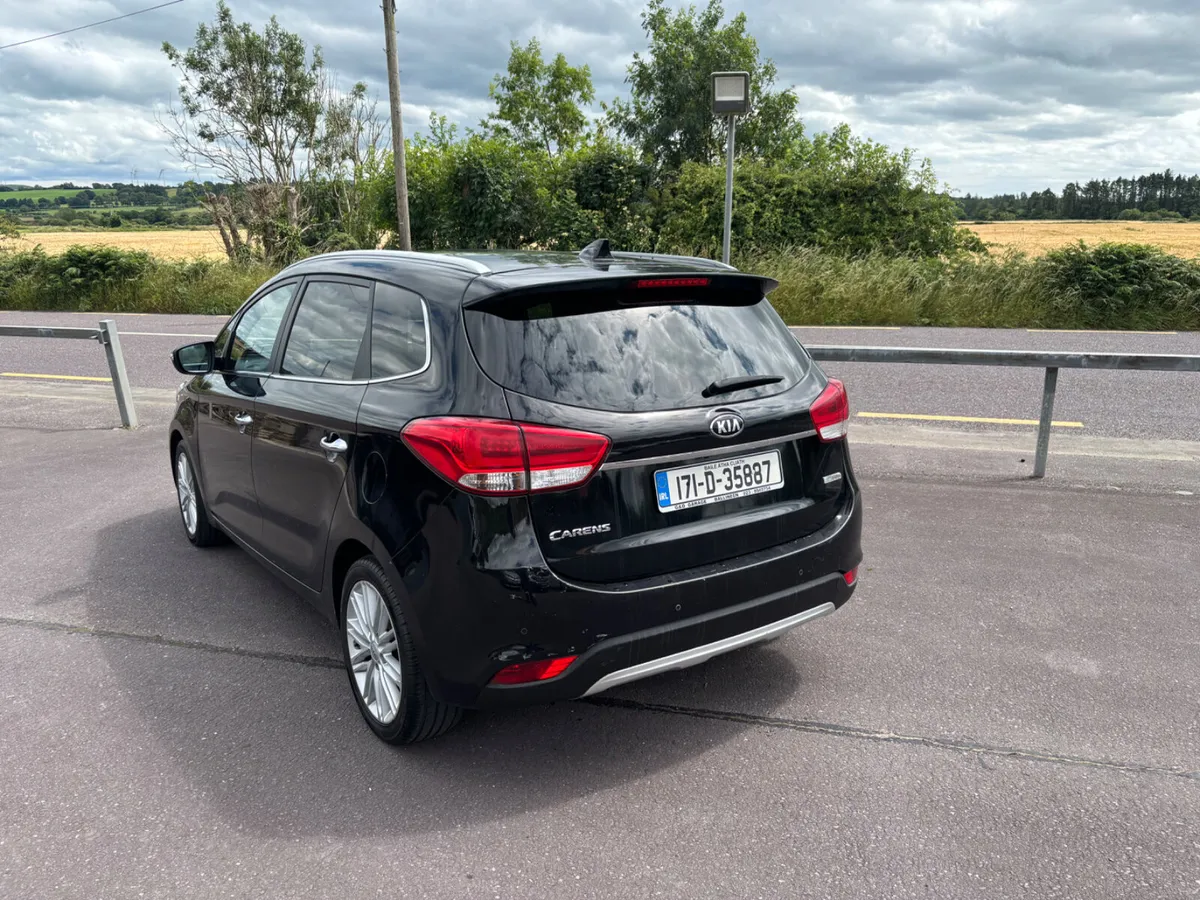Kia Carens 2017 7 Seater Diesel - Image 4