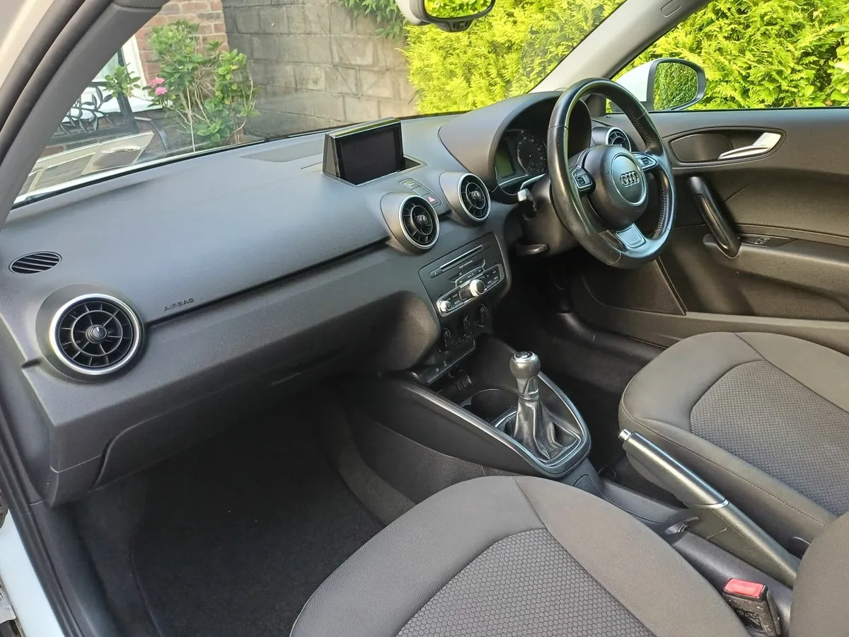 Audi A1 2016 - Image 4