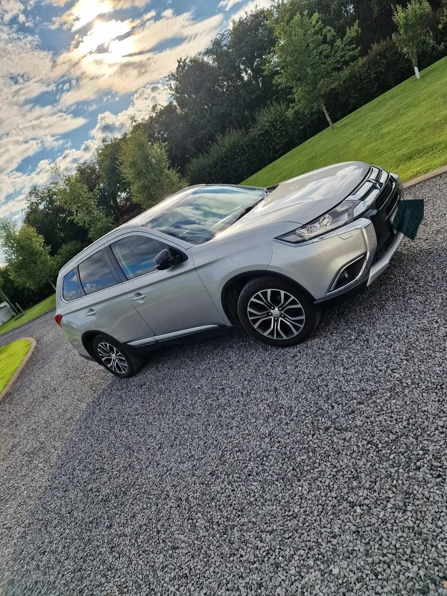 Mitsubishi Outlander 2018 - Image 3